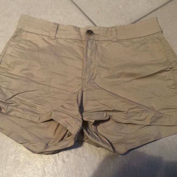 Old navy everyday short - Picture 2 of 5